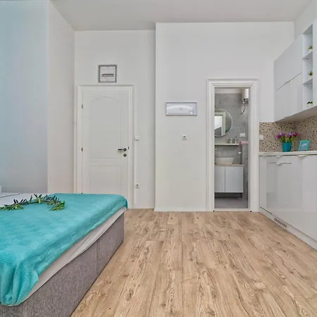 Apartment Little World *